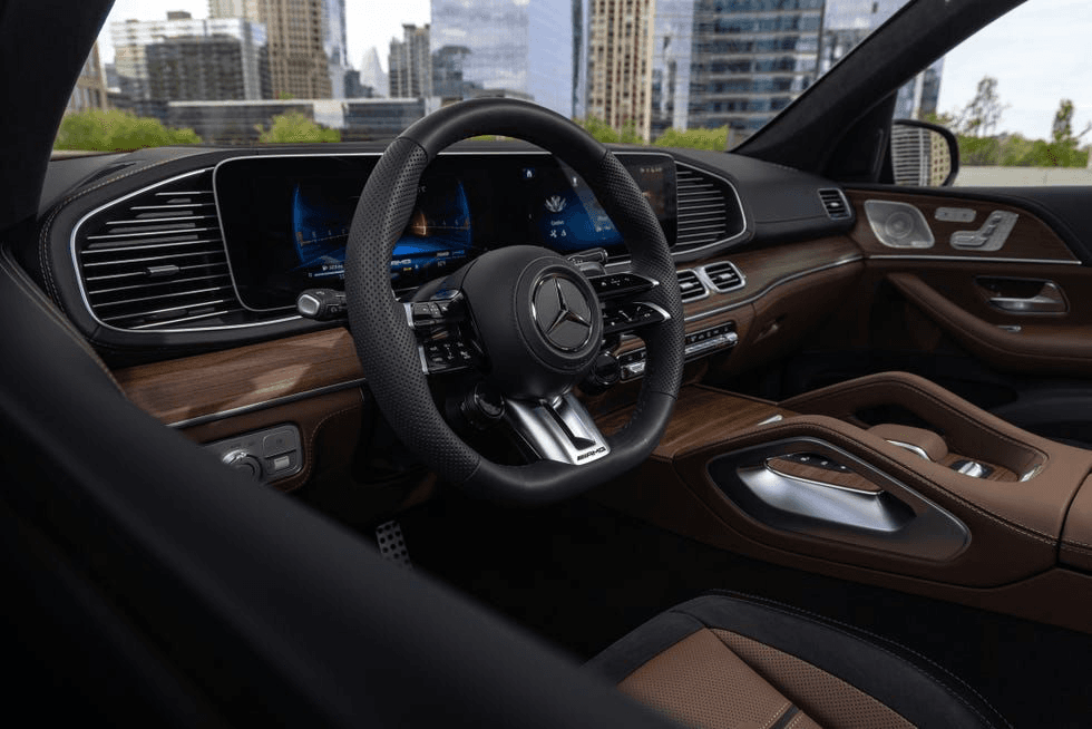 Mercedes-AMG GLE 53 view 2